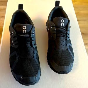 ON cloud waterproof sneakers